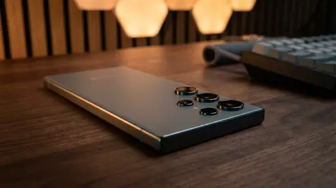 Galaxy S26 Ultra: Flagship Rasa Mid-Range? Samsung Mulai Pelit Hardware Kamera