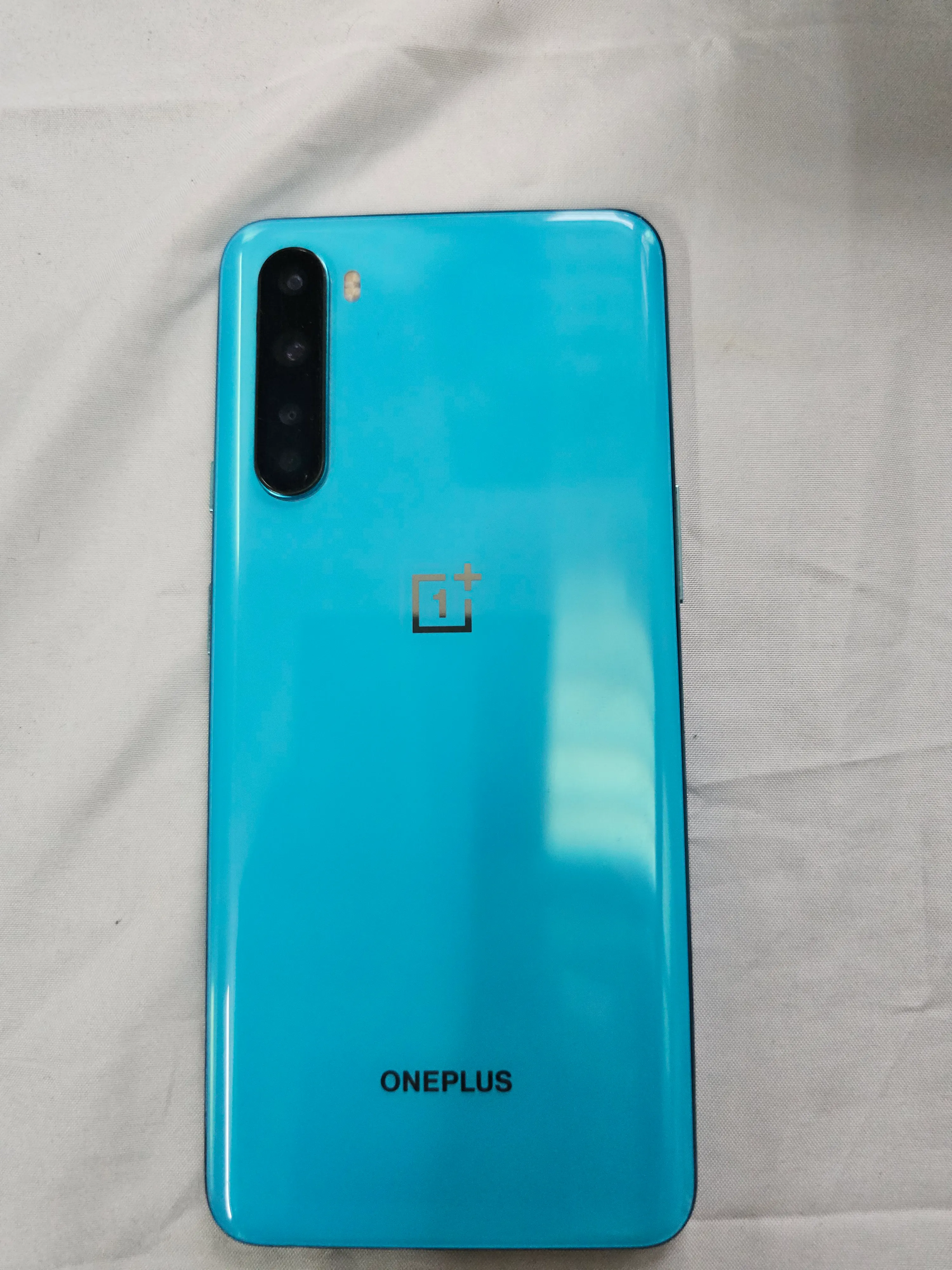 Perangkat OnePlus Nord
