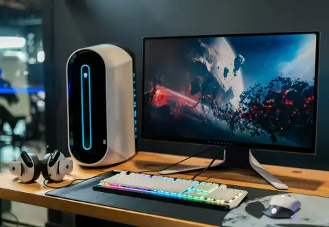 PCIe 6.0 Hardware Starting to Hit the Market